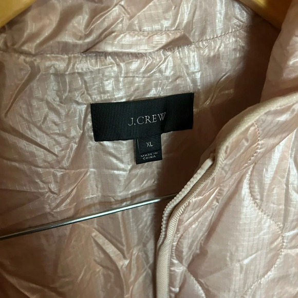 J. Crew Vest Quilted Primaloft Pale Pink Full Zip Up Mock Neck Women’s Size XL - Picture 2 of 5